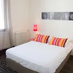 Western Plaisance Hotel