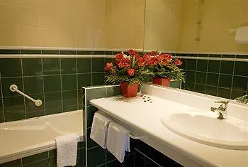 Western Plaisance Hotel 3*