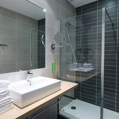 Western Plaisance Hotel 3*